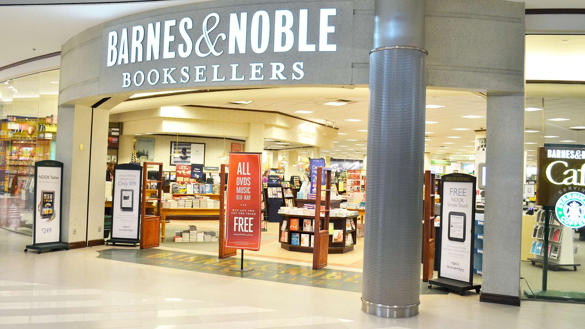 Barnes & Noble Mall of America