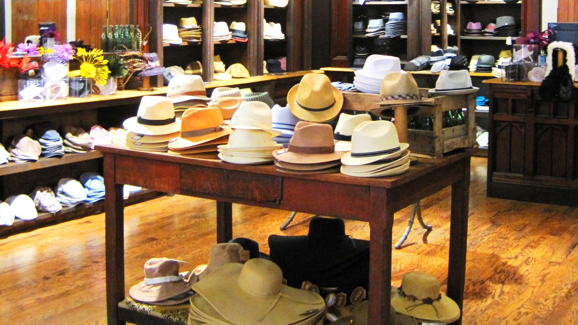 Chapel Hats Mall of America