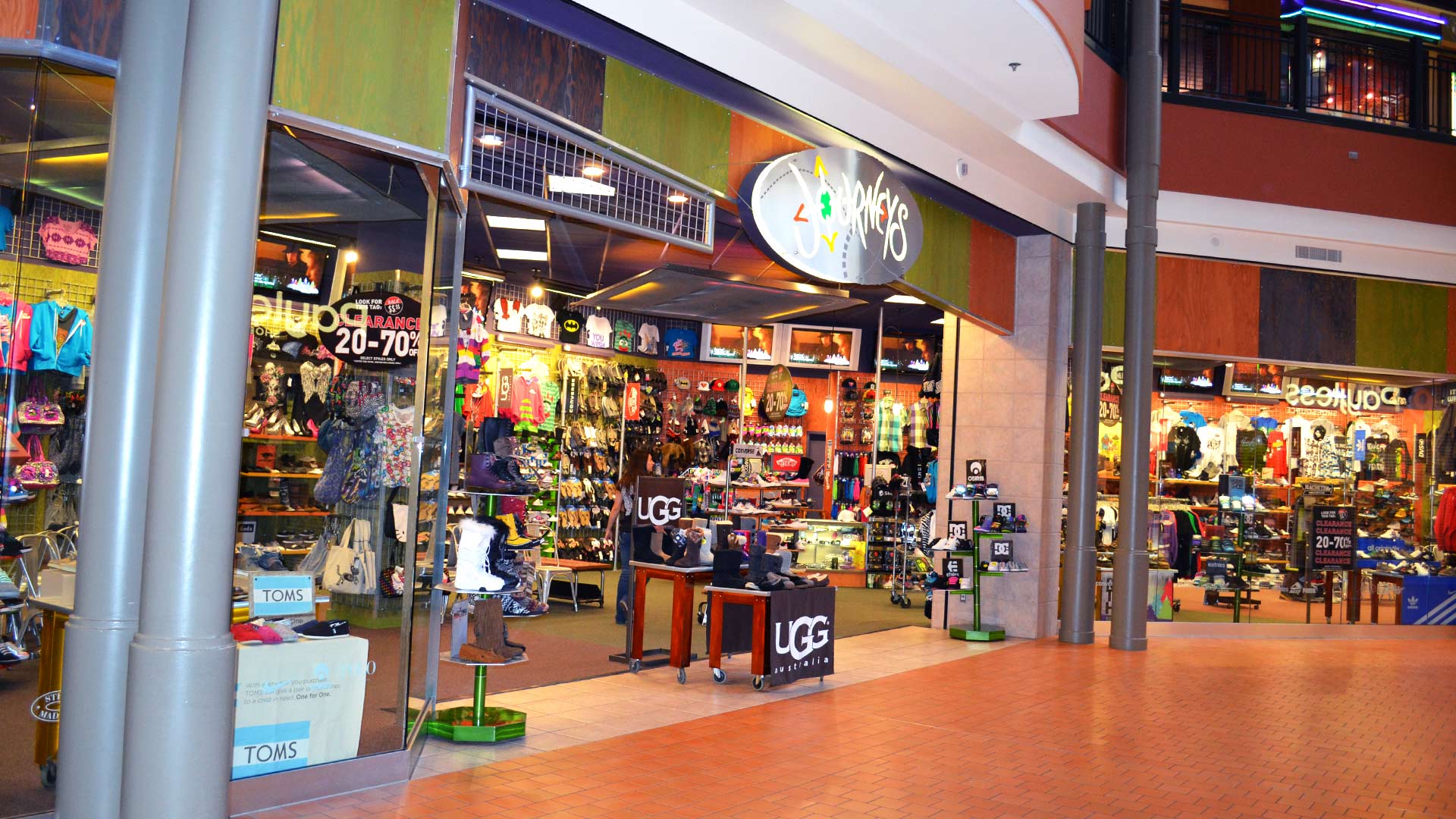 journeys outlet mall near me